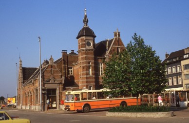 HALLE  DIA 86-3161.jpg